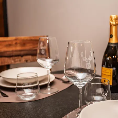 Whispering Pines Mountain View With Ski-in Access アパート *