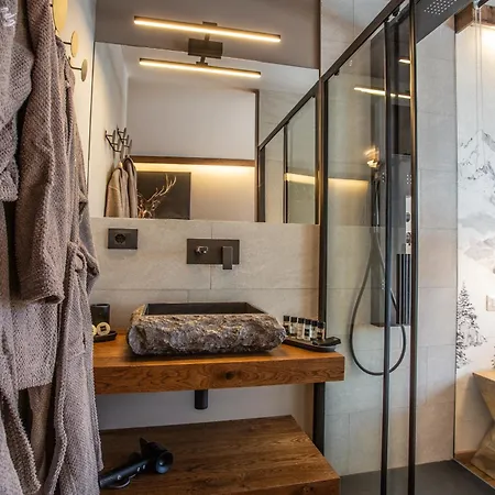 Whispering Pines Mountain View With Ski-in Access Apartment Breuil-Cervinia
