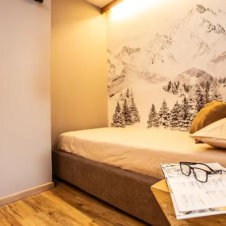 Whispering Pines Mountain View With Ski-in Access Apartment Breuil-Cervinia
